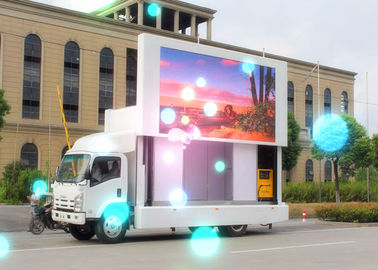 China Beweglicher Werbungs-LKW brachte Entschließung LED-Anzeigen-P5 Millimeter 128*128 an fournisseur